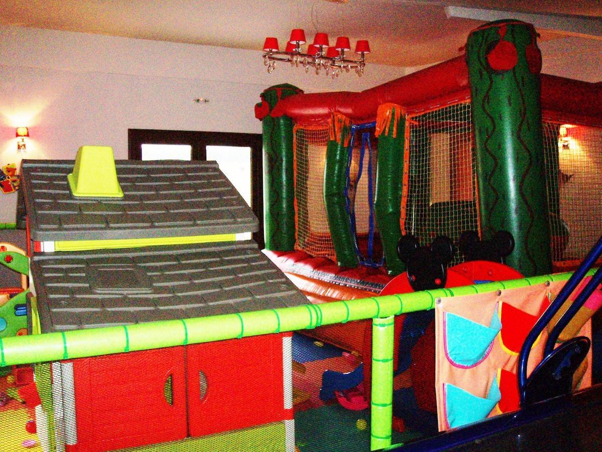 Orfeas Land Hotel Kormíszta Kültér fotó