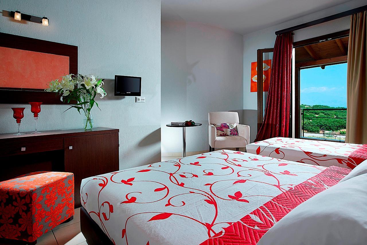 Orfeas Land Hotel Kormíszta Szoba fotó